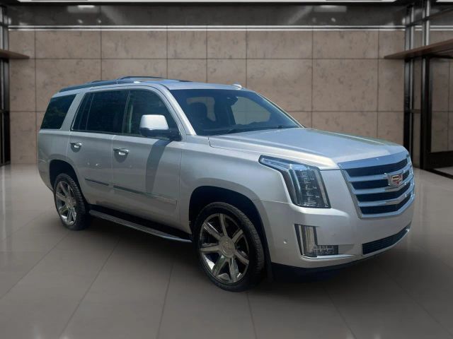 2017 Cadillac Escalade Luxury