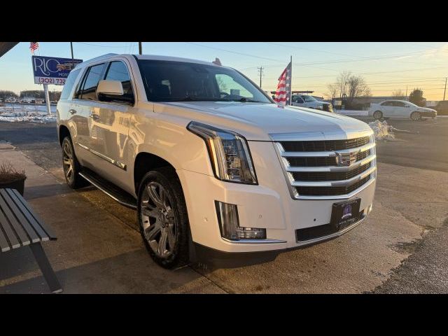 2017 Cadillac Escalade Luxury