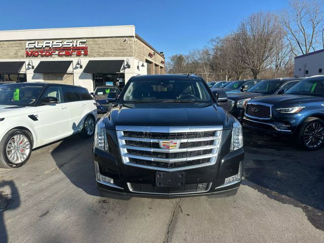 2017 Cadillac Escalade Luxury