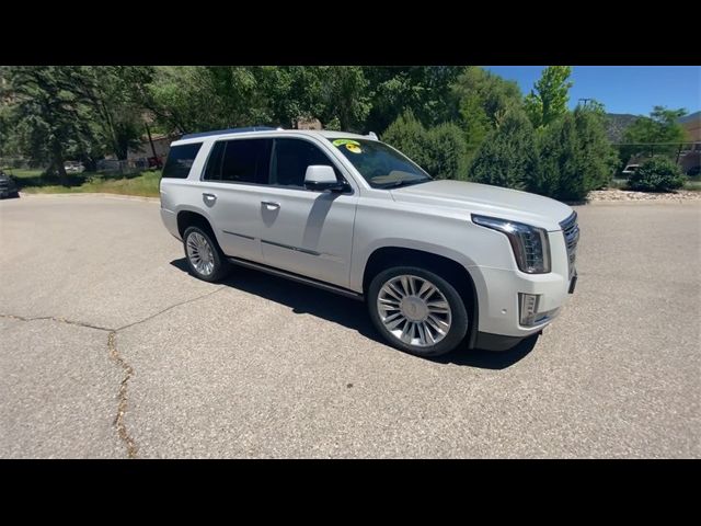 2017 Cadillac Escalade Platinum