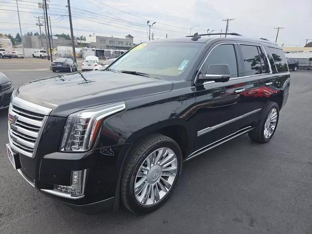 2017 Cadillac Escalade Platinum