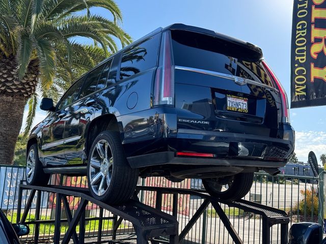 2017 Cadillac Escalade Premium Luxury