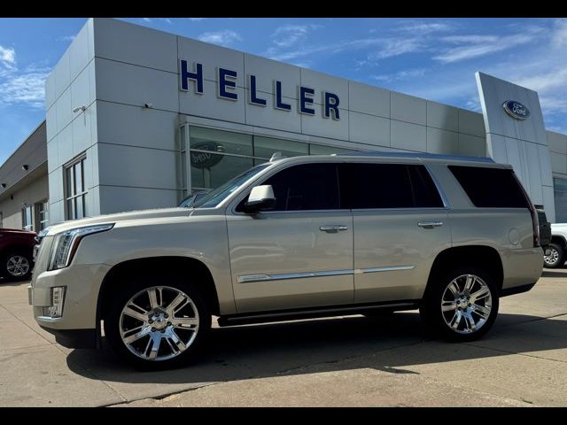 2017 Cadillac Escalade Premium Luxury