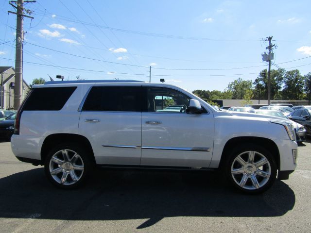 2017 Cadillac Escalade Premium Luxury