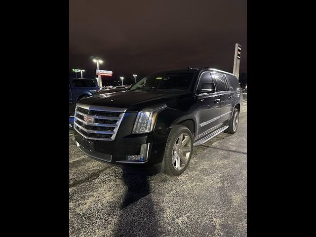 2017 Cadillac Escalade ESV Luxury