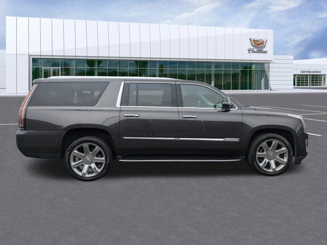 2017 Cadillac Escalade ESV Luxury