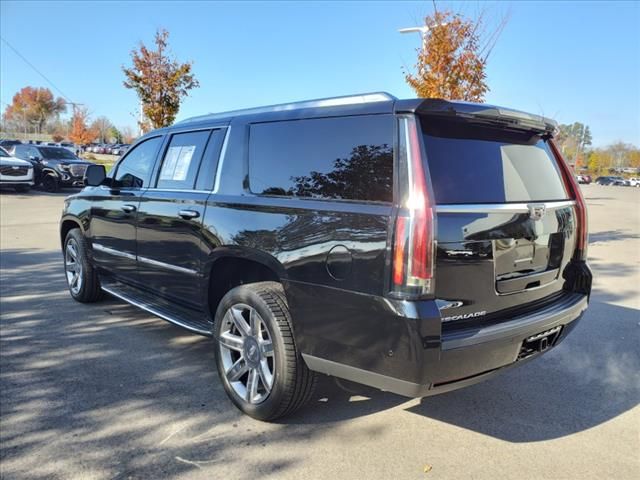 2017 Cadillac Escalade ESV Luxury