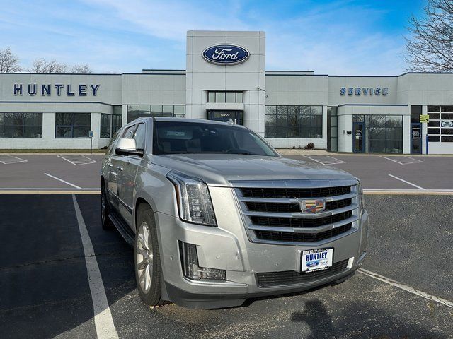 2017 Cadillac Escalade ESV Luxury