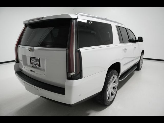 2017 Cadillac Escalade ESV Luxury