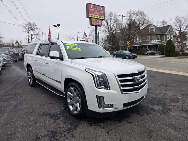 2017 Cadillac Escalade ESV Luxury