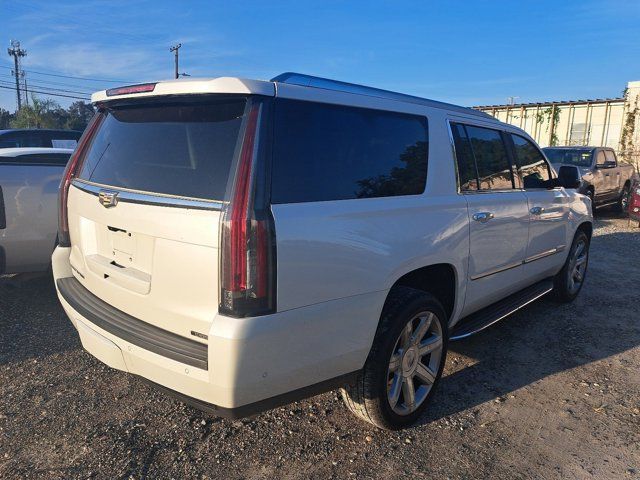 2017 Cadillac Escalade ESV Luxury