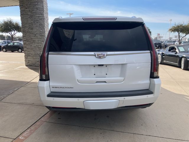 2017 Cadillac Escalade ESV Luxury