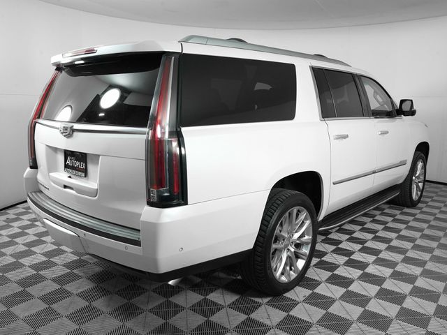 2017 Cadillac Escalade ESV Luxury