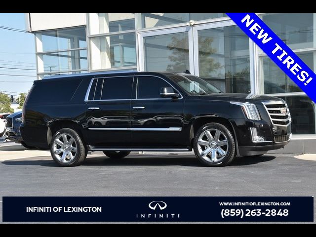 2017 Cadillac Escalade ESV Luxury