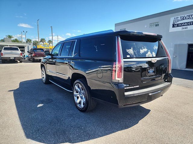 2017 Cadillac Escalade ESV Luxury