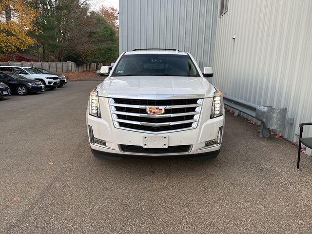 2017 Cadillac Escalade ESV Luxury