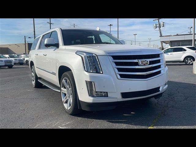 2017 Cadillac Escalade ESV Luxury