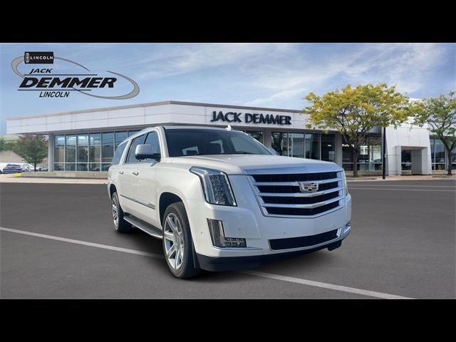 2017 Cadillac Escalade ESV Luxury