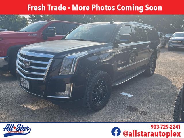 2017 Cadillac Escalade ESV Luxury