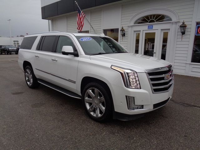 2017 Cadillac Escalade ESV Luxury