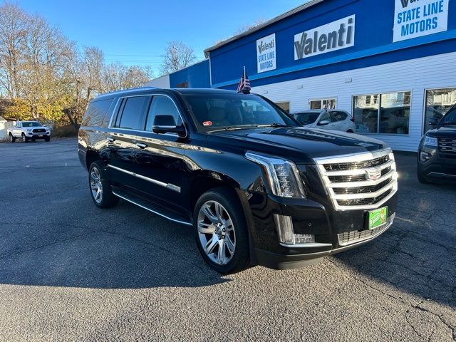 2017 Cadillac Escalade ESV Luxury