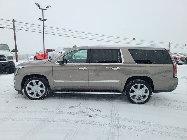 2017 Cadillac Escalade ESV Luxury