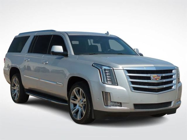 2017 Cadillac Escalade ESV Luxury