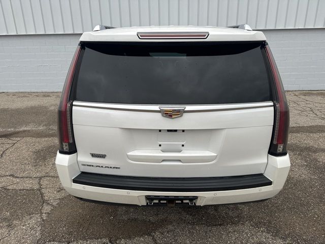 2017 Cadillac Escalade ESV Luxury