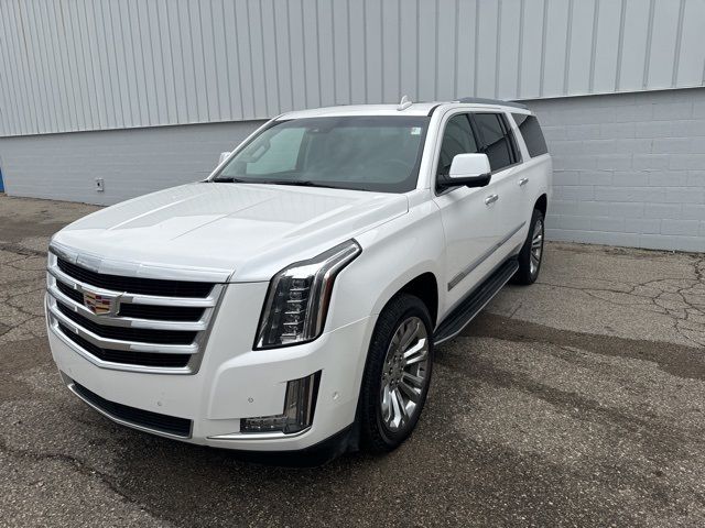 2017 Cadillac Escalade ESV Luxury