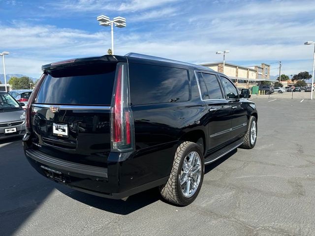 2017 Cadillac Escalade ESV Luxury