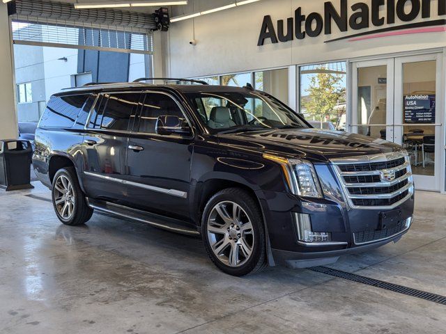 2017 Cadillac Escalade ESV Luxury