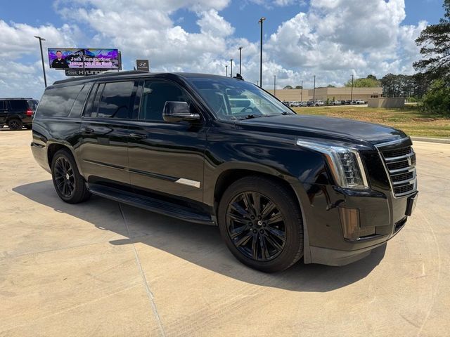 2017 Cadillac Escalade ESV Luxury