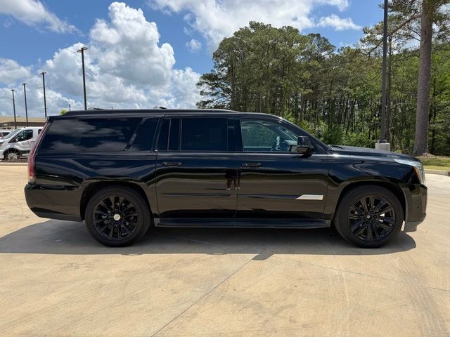 2017 Cadillac Escalade ESV Luxury