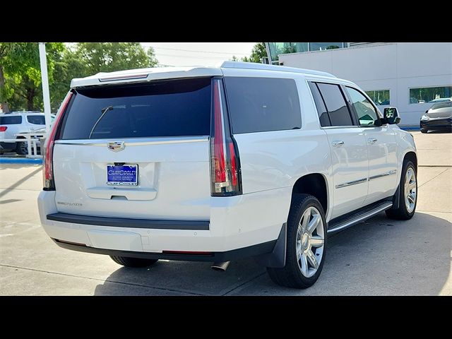 2017 Cadillac Escalade ESV Luxury