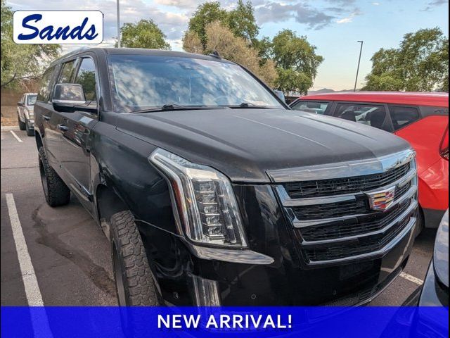 2017 Cadillac Escalade ESV Luxury