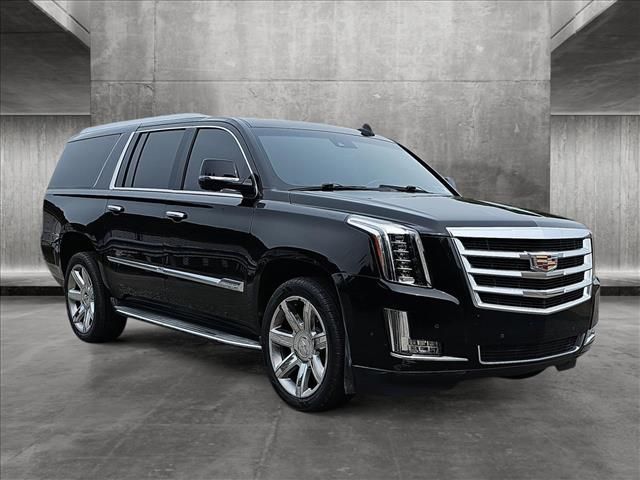 2017 Cadillac Escalade ESV Luxury