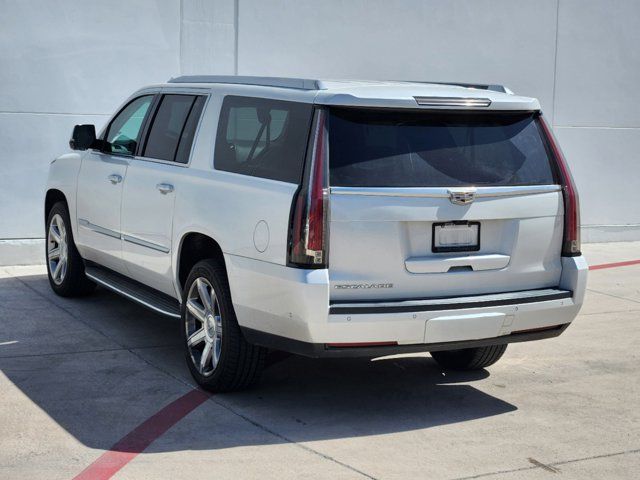 2017 Cadillac Escalade ESV Luxury