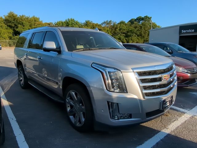 2017 Cadillac Escalade ESV Luxury