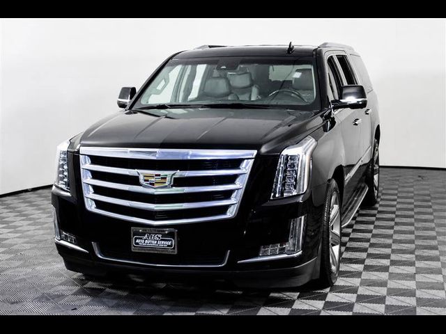 2017 Cadillac Escalade ESV Luxury