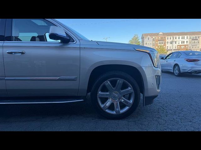 2017 Cadillac Escalade ESV Luxury