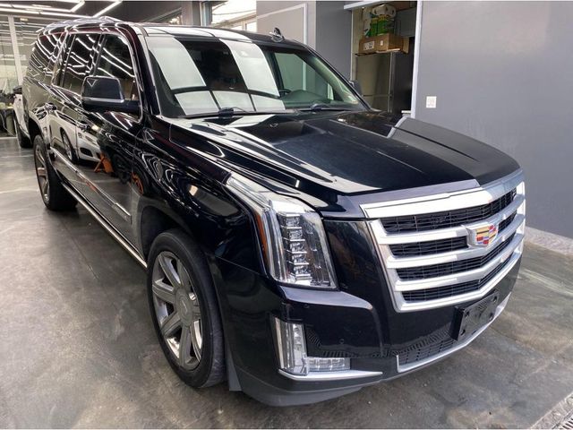 2017 Cadillac Escalade ESV Premium Luxury