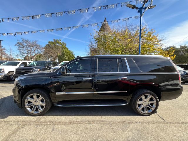 2017 Cadillac Escalade ESV Premium Luxury