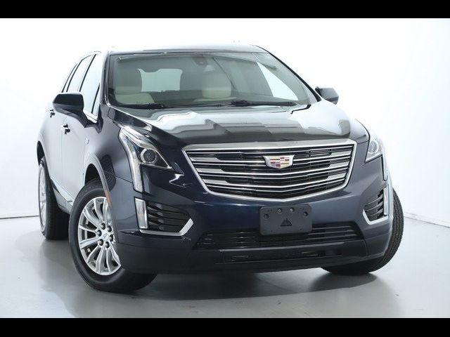 2017 Cadillac XT5 Base