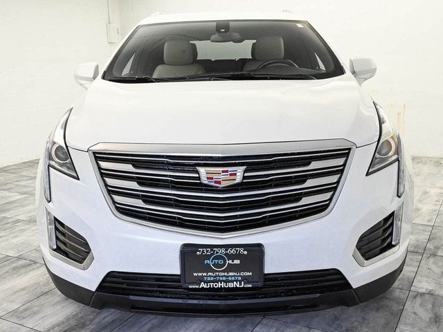 2017 Cadillac XT5 Base