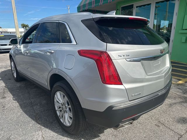 2017 Cadillac XT5 Base