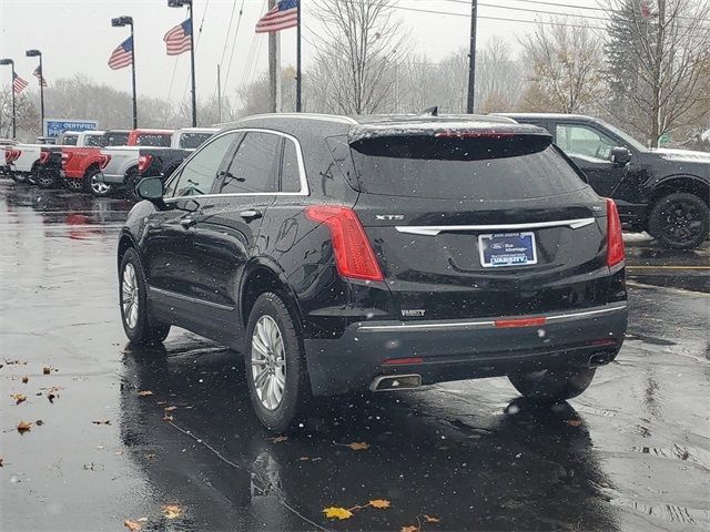 2017 Cadillac XT5 Base