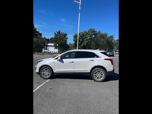 2017 Cadillac XT5 Base