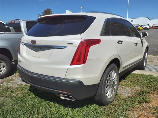 2017 Cadillac XT5 Base