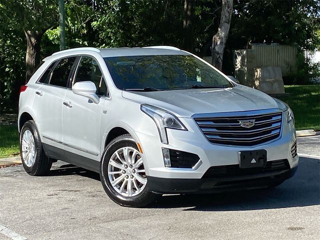 2017 Cadillac XT5 Base
