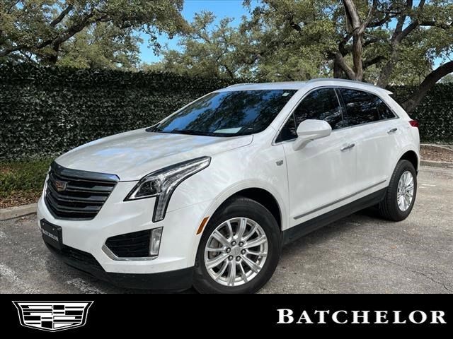 2017 Cadillac XT5 Base